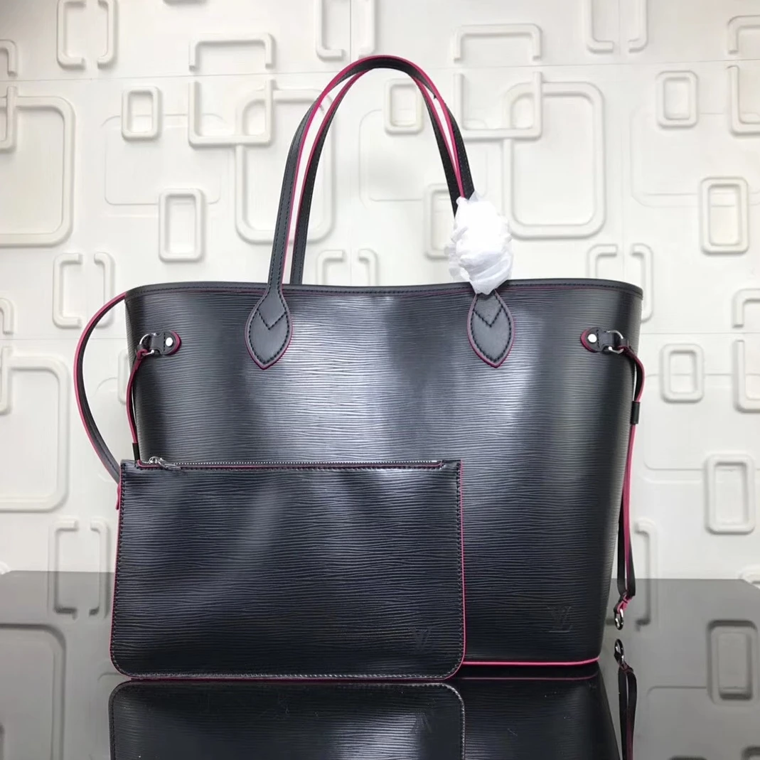 Replica bags Louis Vuitton Neverfull MM Bag In Noir Epi Leather M54185
