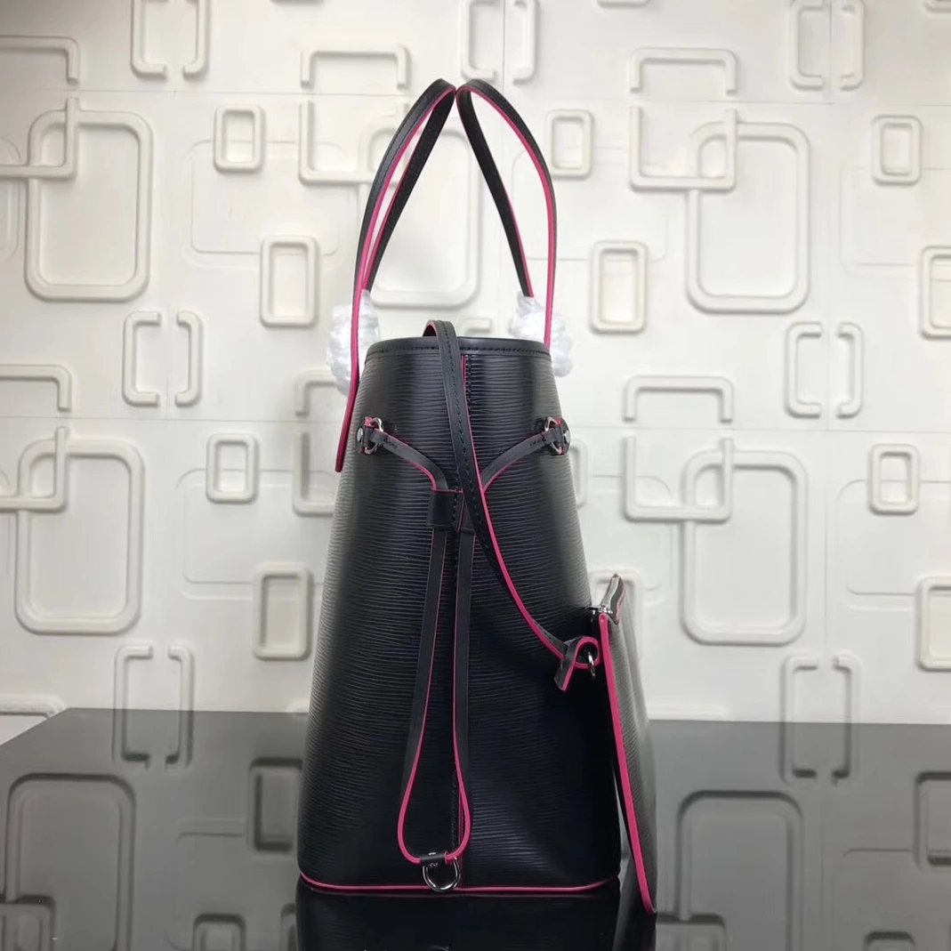 Replica bags Louis Vuitton Neverfull MM Bag In Noir Epi Leather M54185