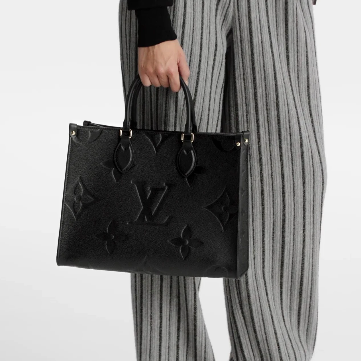 Replica bags lv Louis Vuitton OnTheGo MM M45595 Black