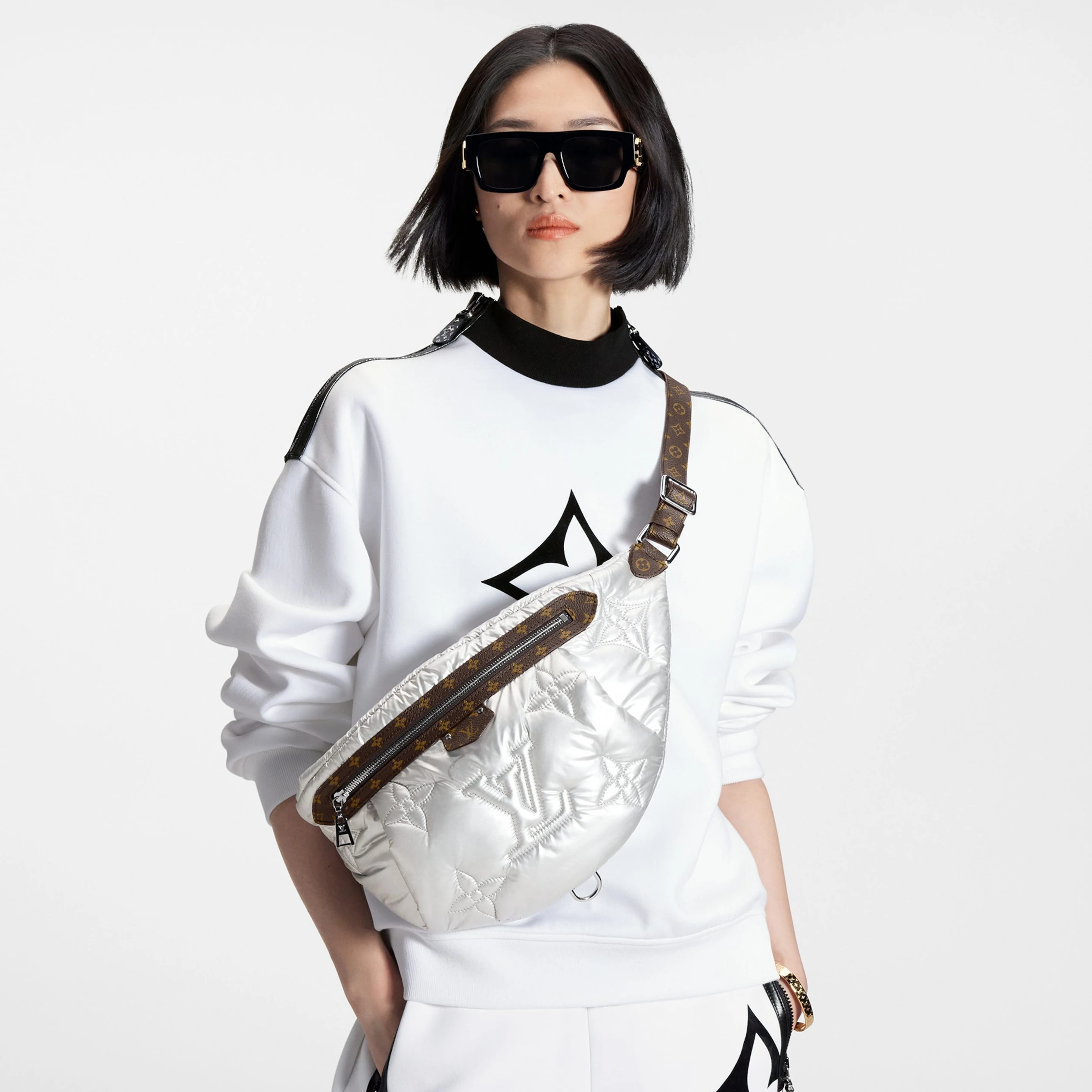 Replica bag Louis Vuitton Pillow Maxi Bumbag M20971 Silver