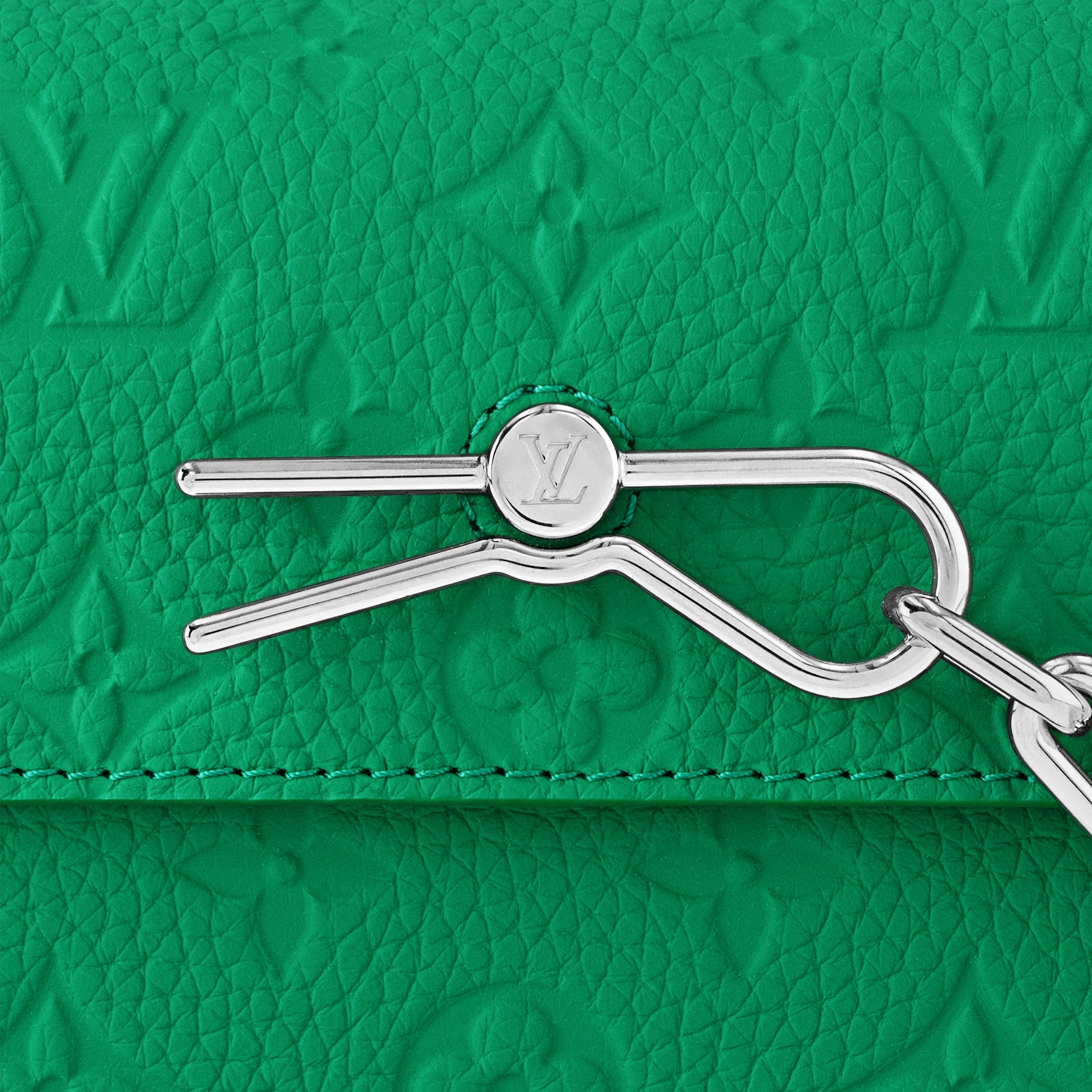Replica bag Louis Vuitton Steamer Wearable Wallet M82918 Green