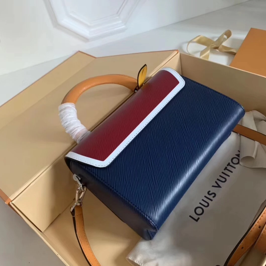 Top lv Louis Vuitton Twist MM Handle Bag Epi Monogram M52513