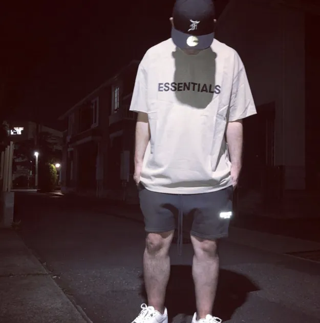 New Colors: Brown Matcha Green Navy Blue God Grey FOG Fear of God Essentials 20ss Double Line Letter LOGO Printed Short Sleeve T-shirt Black White Apricot Grey Camel S M L XL