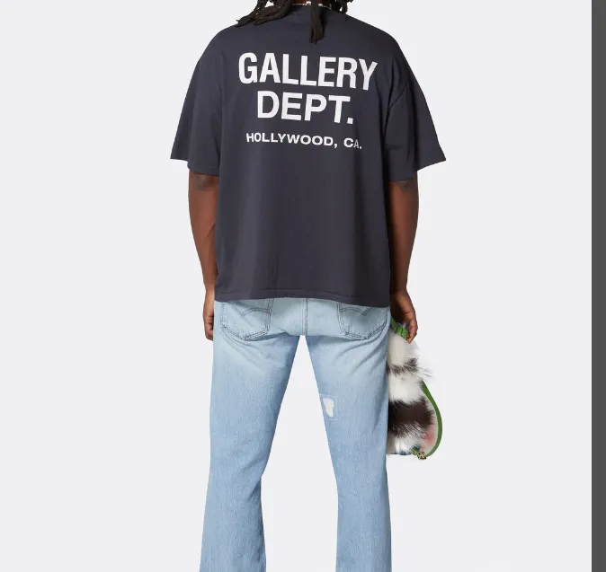 Gallery Depot. Classic Souvenir Tee Classic Logo Printed Retro Trendy Round Neck Short Sleeve T-shirt Black White Rice Apricot Sky Blue Fruit Green Deep Green S M L XL