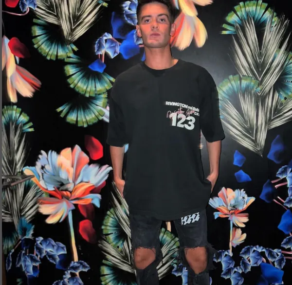 RRR123 LOGO Printed Short sleeved T-shirt Black Size 1, 2, 3