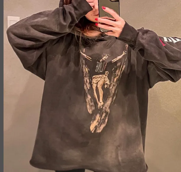 SAINT MICHAEL co branded VLONE big V letter Jesus portrait white ink direct spray printing washed and worn out hem pure handmade spray hooded fleece hoodie size: S M L XL