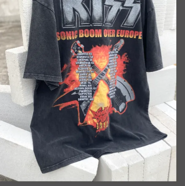 Large area white ink direct spray printing, heavy washing water for vintage texture, Kiss heavy metal rock band 