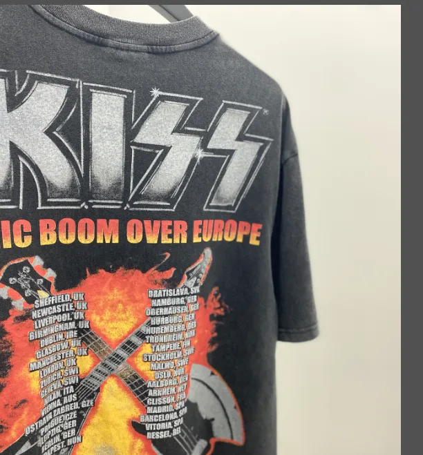 Large area white ink direct spray printing, heavy washing water for vintage texture, Kiss heavy metal rock band 