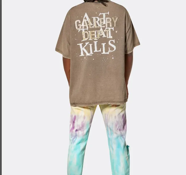 ¥139 Gallerydept.  ART THAT KILLS 