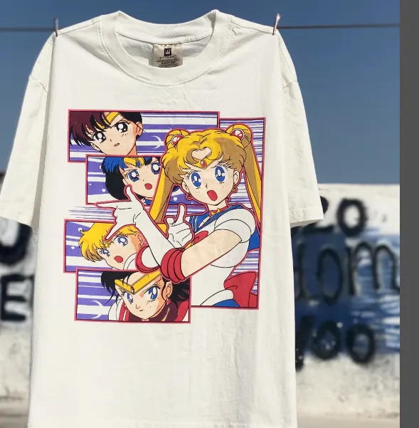 Bieber Ouyang Nana Same Style Sailor Moon Pretty Girl Warrior Water Ice Moon Retro distressed washed short sleeved size: S M L XL Note: Our company has applied for art copyright for the front and back patterns of this style. Please think twice before copying