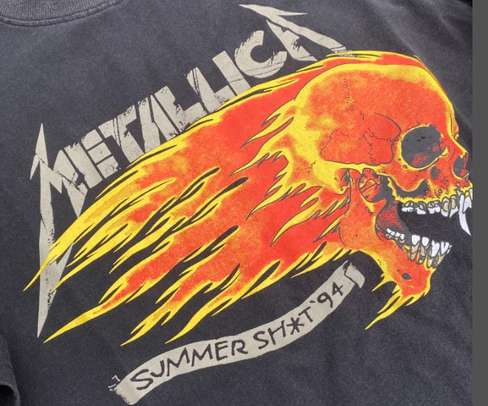 METALLICA Flame Skull Limited Edition Vintage Vintage Vintage Washed Water Vintage Tee Size: S M L XL