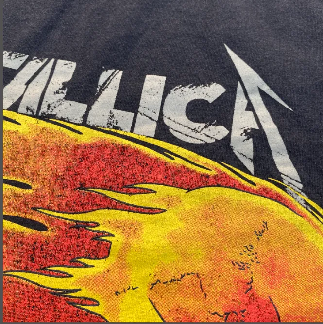 METALLICA Flame Skull Limited Edition Vintage Vintage Vintage Washed Water Vintage Tee Size: S M L XL