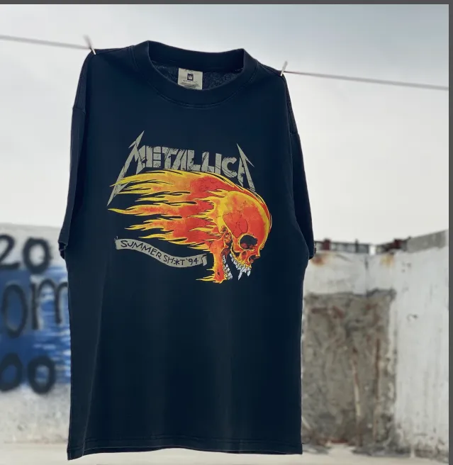 METALLICA Flame Skull Limited Edition Vintage Vintage Vintage Washed Water Vintage Tee Size: S M L XL