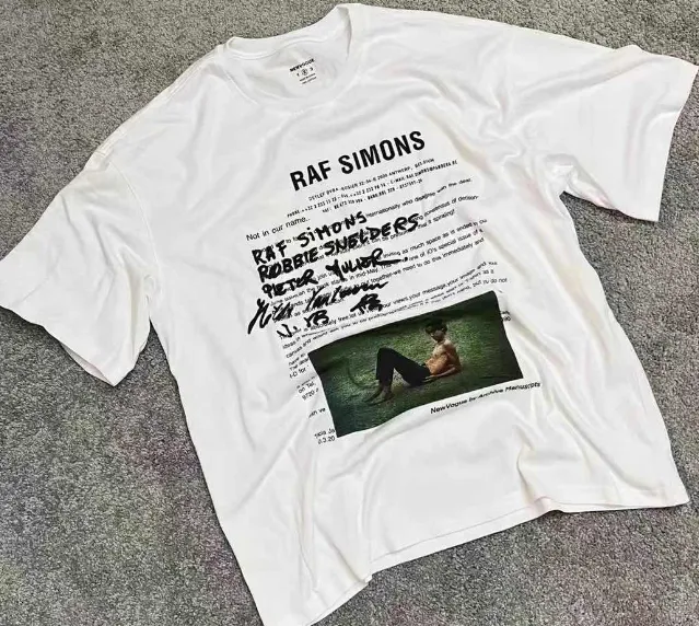 New Vogue × Raf Simons Character Photo Letter Printed Short sleeved T-shirt White Size 1, 2, 3