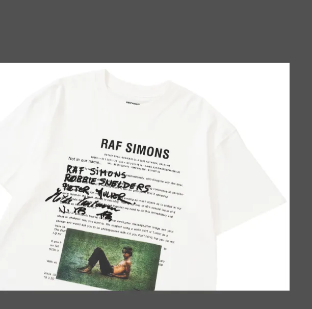 New Vogue × Raf Simons Character Photo Letter Printed Short sleeved T-shirt White Size 1, 2, 3