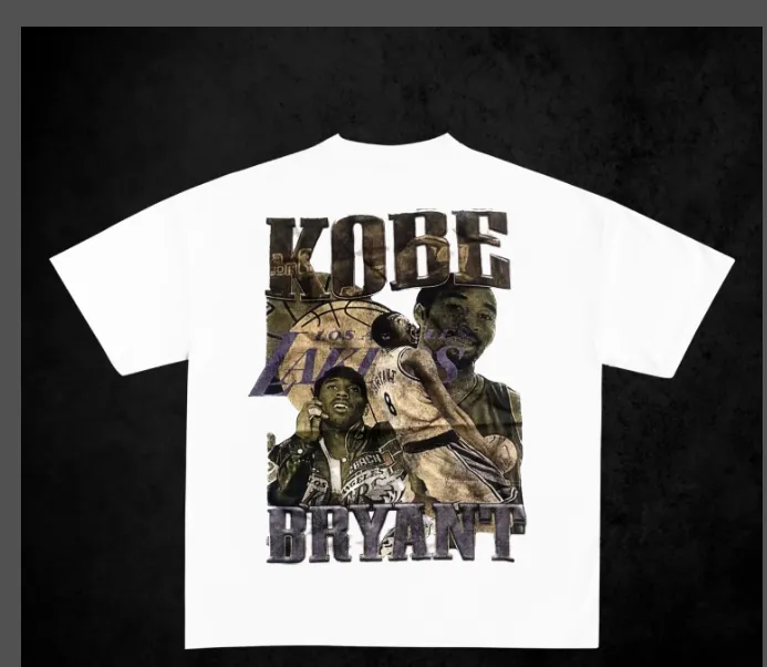 KOBE avatar pays tribute to Kobe's American retro vintage vintage West Coast hip-hop style. Large area white ink direct spray printing on the front and back. Heavy weight aging and washing process. High street short sleeves with unbeatable texture. Size: S M L XL