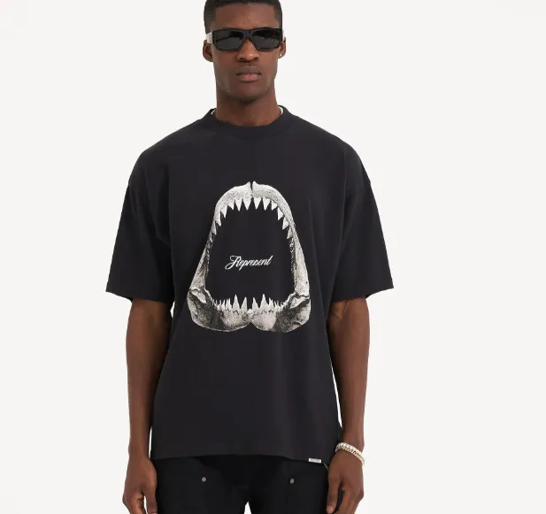 Representative Shark Teeth Logo Printed Retro Short Sleeve T-shirt, Aged Black and White, Black S-XL Size