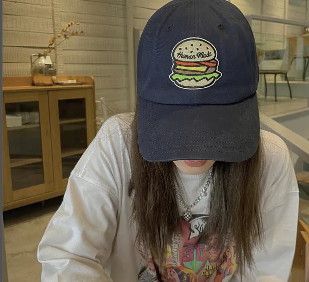 Human Made Burger Embroidered Duck Tongue Hat Baseball Hat Khaki navy blue