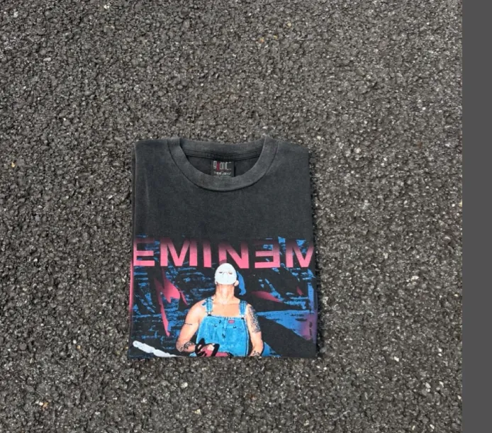 EMINEM 2001 JASON MASK CHAINSAW TOUR VINTAGE TEE Retro distressed washed Amu mask print concert peripheral antique short sleeved t-shirt