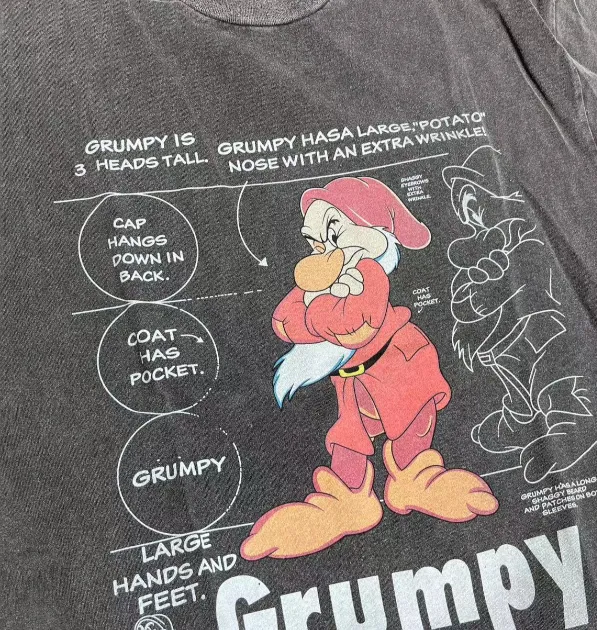 90S GRUMPY DISNEY VINTAGE T-SHIRT Retro American Vintage Washed and Used Disney Dwarfs Cartoon Printed Short sleeved T-shirt