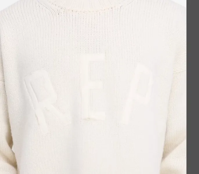 Representative letter sticker embroidered logo round neck sweater black beige S-XL size