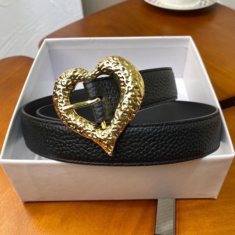 Saint Laurent Heart Belt In Grained Leather Black Gold