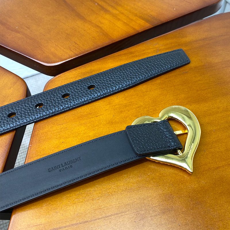 Saint Laurent Heart Belt In Grained Leather Black Gold