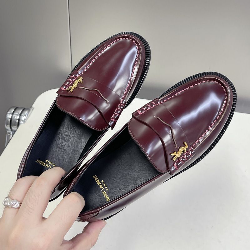 Saint Laurent Le Loafers Women Patent Leather Burgundy