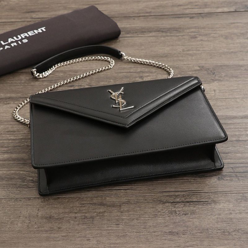 Saint Laurent Le Sept Chain Bag In Leather Black Silver