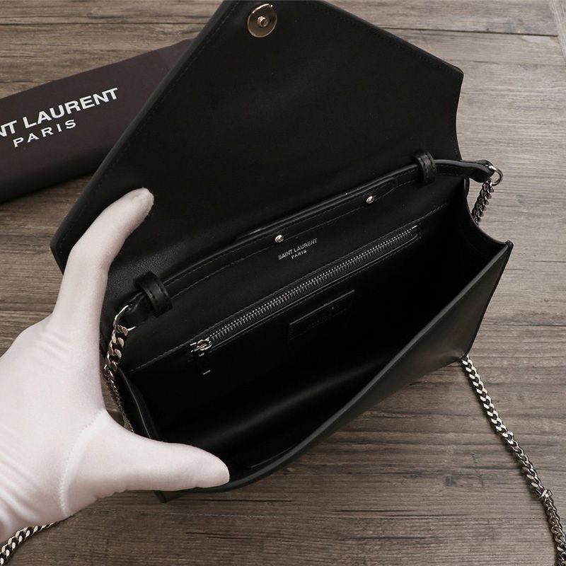 Saint Laurent Le Sept Chain Bag In Leather Black Silver