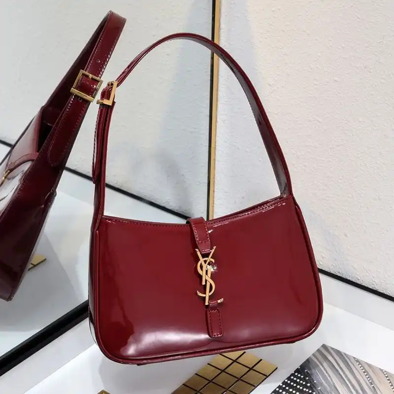 Saint Laurent Le 5 A 7 Hobo Bag In Patent Leather Red Gold