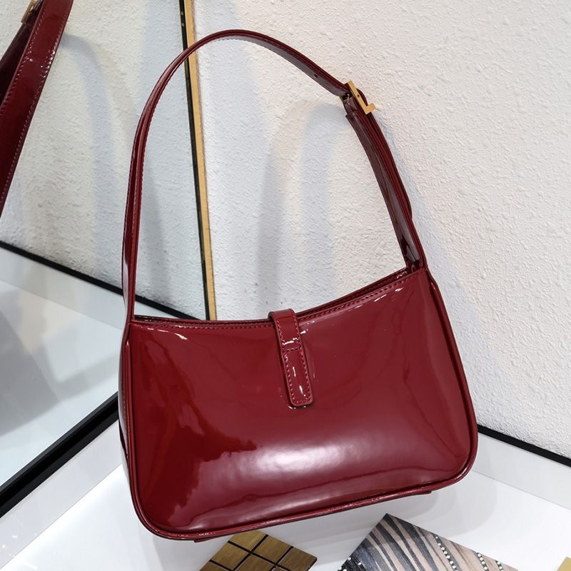 Saint Laurent Le 5 A 7 Hobo Bag In Patent Leather Red Gold