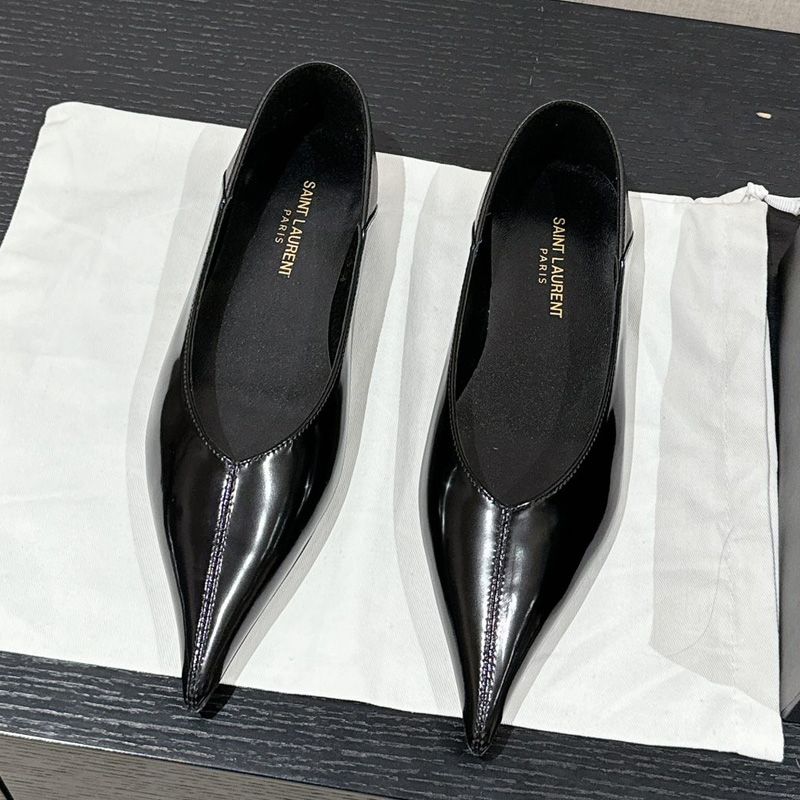 Saint Laurent Nour Flats Women Patent Leather Black