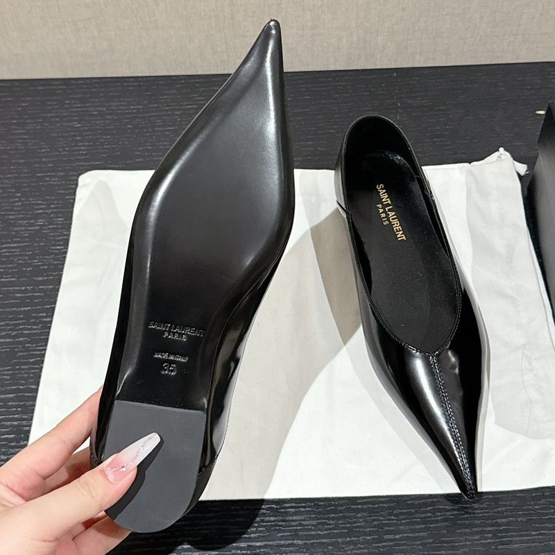 Saint Laurent Nour Flats Women Patent Leather Black