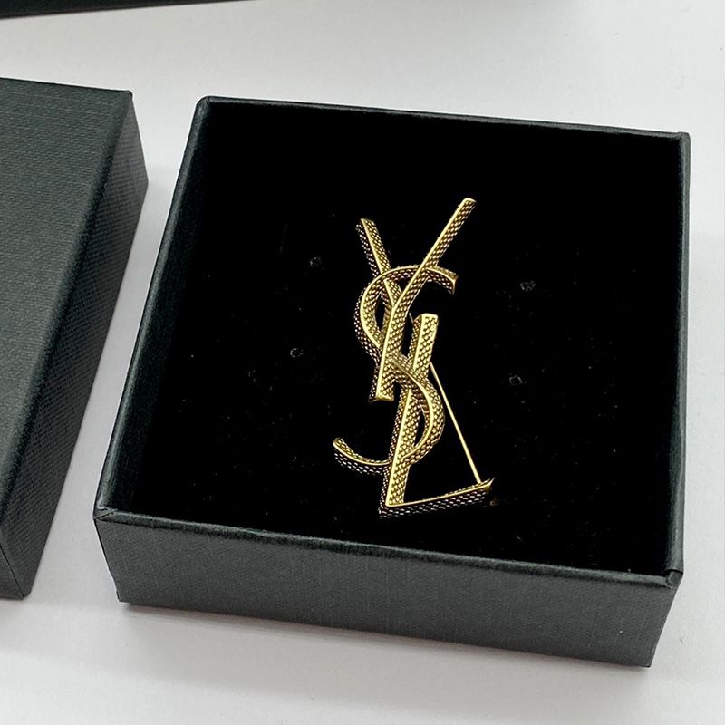 Saint Laurent Opyum Brooch In Snake Metal Gold