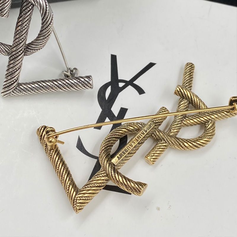 Saint Laurent Opyum Brooch In Twisted Metal Gold