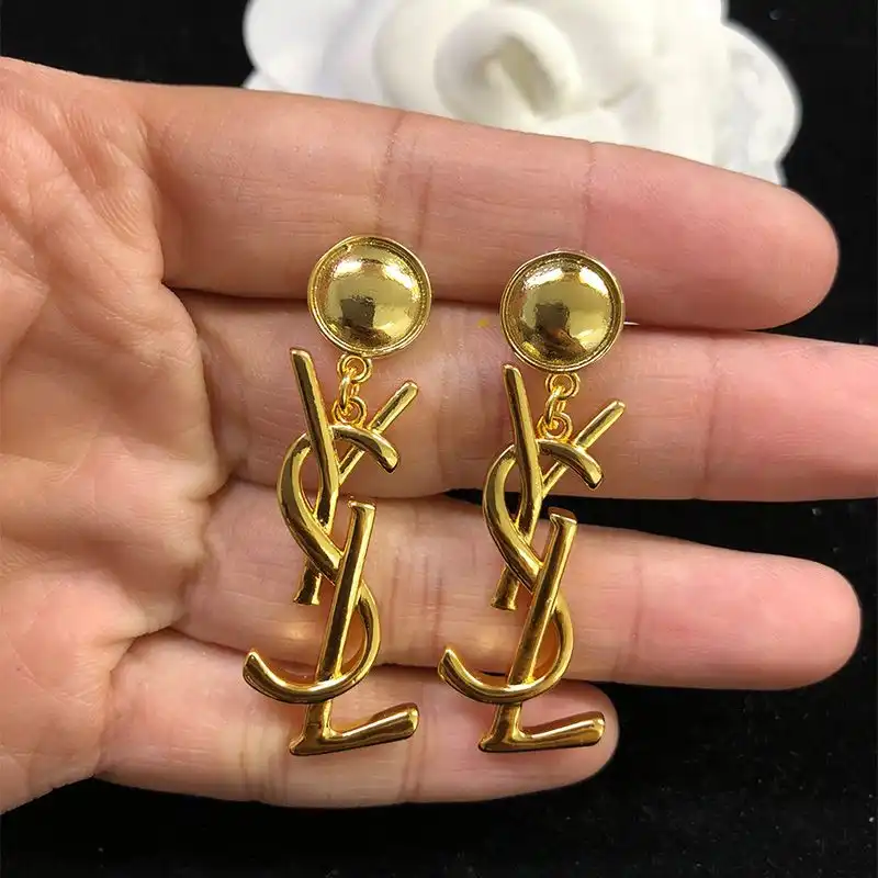 Saint Laurent Opyum Pendant Earrings In Metal Gold