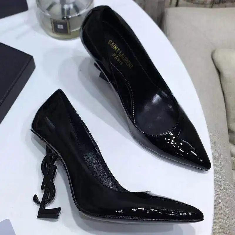 CHEAP Saint Laurent Opyum Pumps Women Patent Leather Black