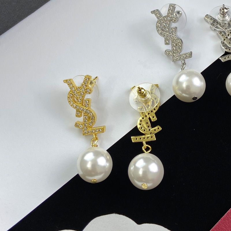 Saint Laurent Opyum Pearl Earrings In Metal And Crystal Gold