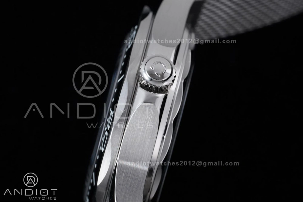 2025 New Seamaster 300 VSF 1:1 Best Edition Black Dial on SS Mesh Bracelet SA8806