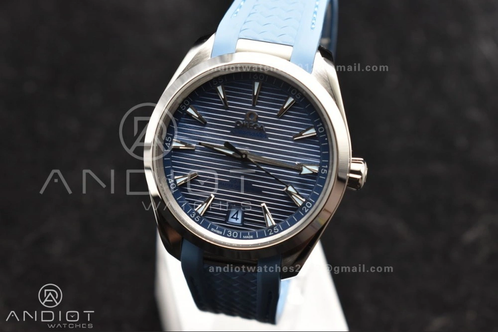 Aqua Terra 41mm VSF 1:1 Best Edition Summer Blue Dial on Blue Rubber Strap A8900 Super Clone