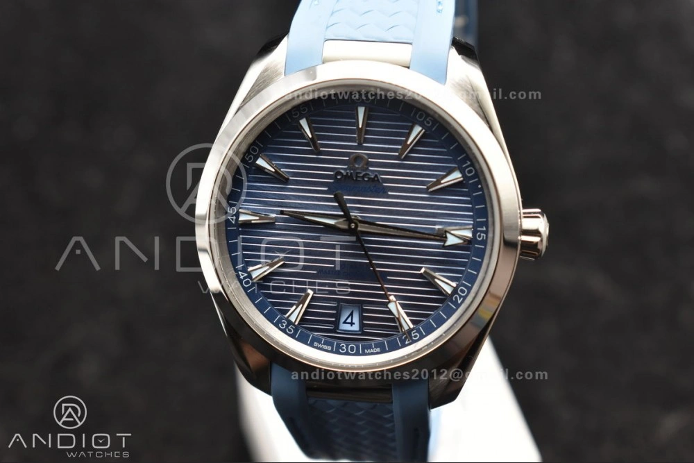 Aqua Terra 41mm VSF 1:1 Best Edition Summer Blue Dial on Blue Rubber Strap A8900 Super Clone