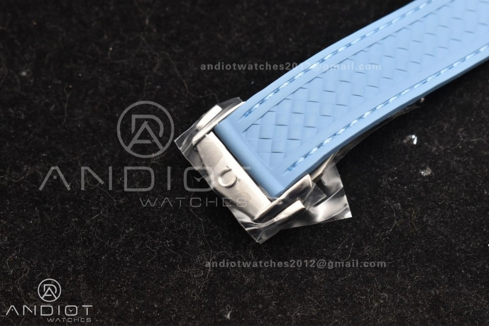 Aqua Terra 41mm VSF 1:1 Best Edition Summer Blue Dial on Blue Rubber Strap A8900 Super Clone