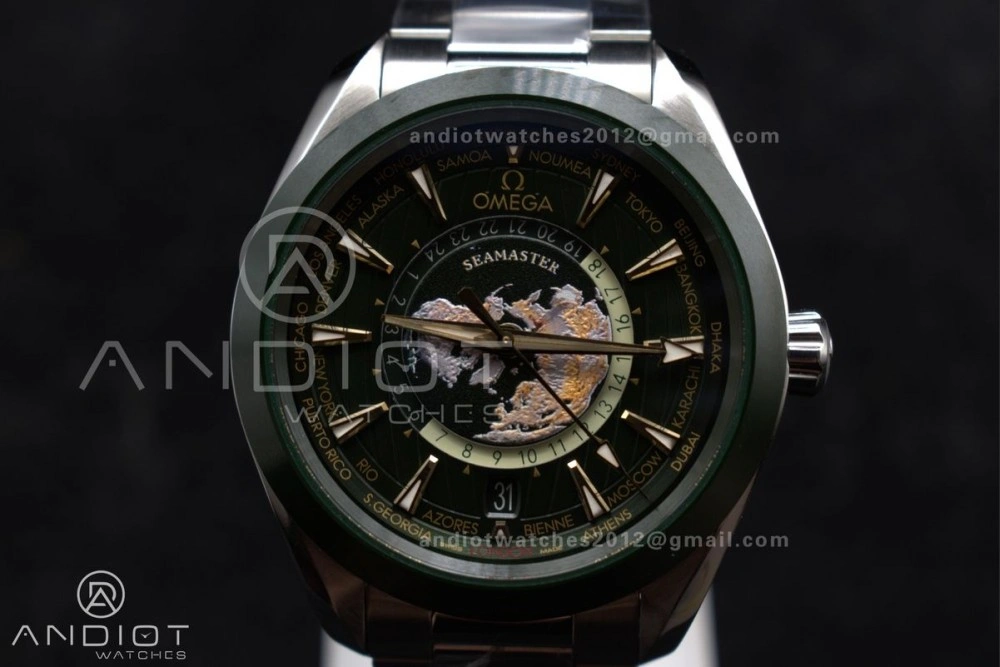 Aqua Terra GMT Worldtimer 43mm Green Ceramic VSF 1:1 Best Edition on SS Bracelet A8938 Super Clone