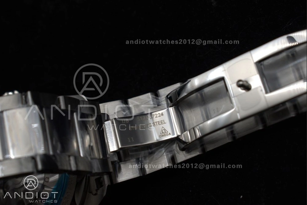 Aqua Terra GMT Worldtimer 43mm Green Ceramic VSF 1:1 Best Edition on SS Bracelet A8938 Super Clone