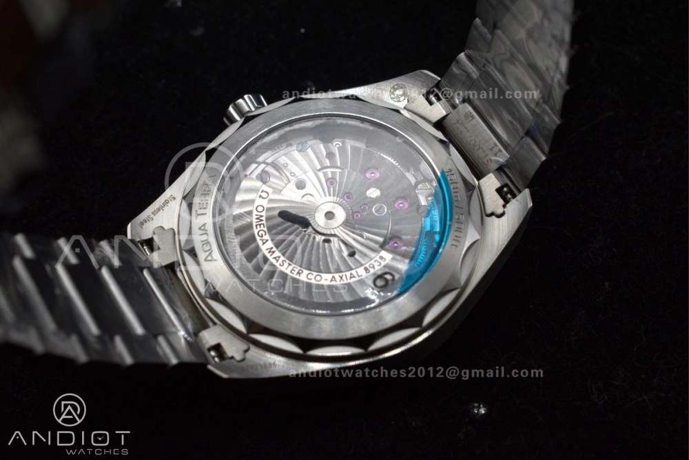 Aqua Terra GMT Worldtimer 43mm Green Ceramic VSF 1:1 Best Edition on SS Bracelet A8938 Super Clone