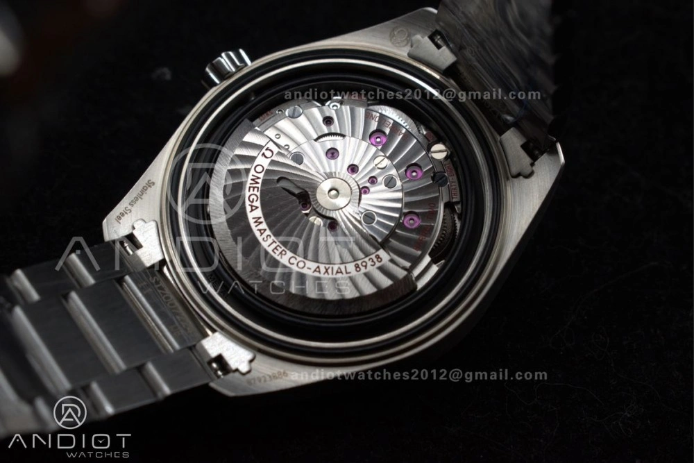 Aqua Terra GMT Worldtimer 43mm Green Ceramic VSF 1:1 Best Edition on SS Bracelet A8938 Super Clone