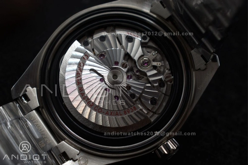 Aqua Terra GMT Worldtimer 43mm Green Ceramic VSF 1:1 Best Edition on SS Bracelet A8938 Super Clone