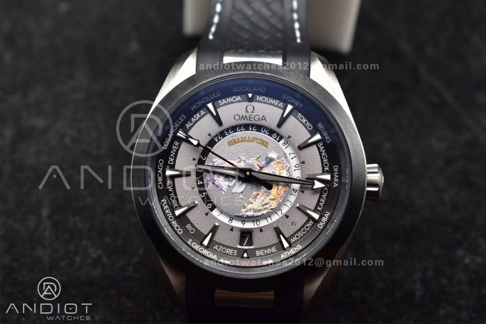 Aqua Terra GMT Worldtimer 43mm Titanium VSF 1:1 Best Edition on SS Bracelet A8938 Super Clone
