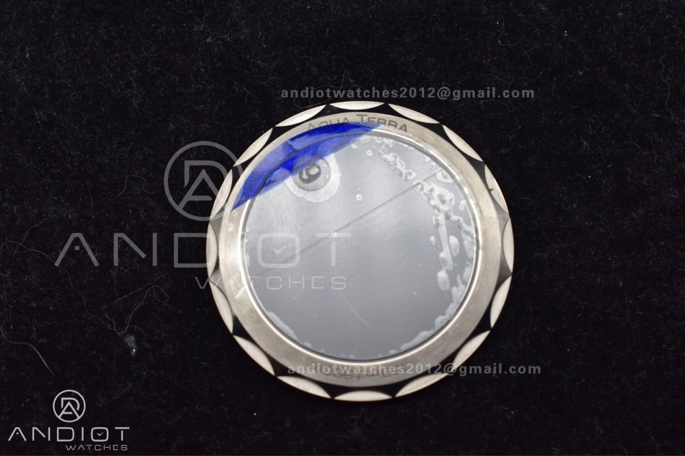 Aqua Terra GMT Worldtimer 43mm Titanium VSF 1:1 Best Edition on SS Bracelet A8938 Super Clone